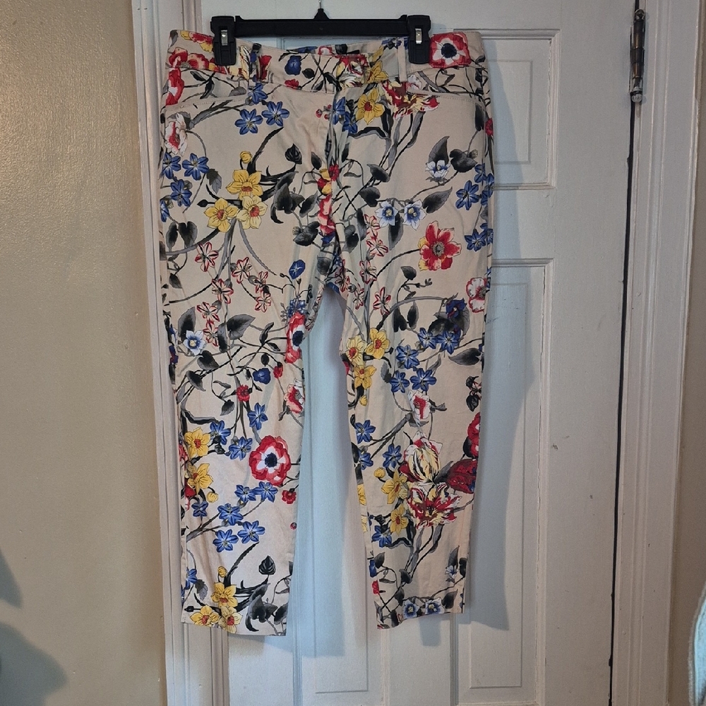 Avenue Floral Ankle Pants - Multicolor